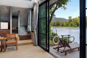 Superior Double Room, Lake View | Interior