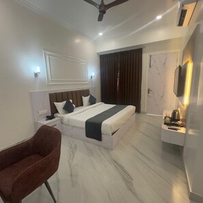 Bed sheets - Hotel Astravista (Jaipur)