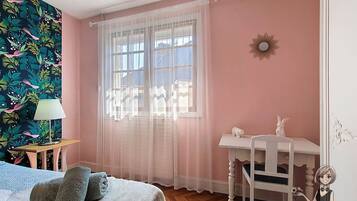 Desk, iron/ironing board, travel crib, WiFi