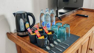 Family Room | Food and drink