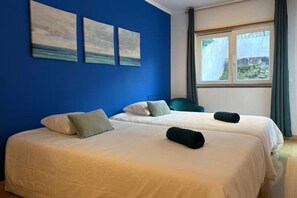 5 chambres, fer et planche Ă repasser, Wi-Fi, draps fournis