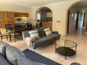 Nicht klassifiziertes Bild, 4 von 49, Schaltfläche