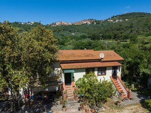 Exterior - 'La Stanza di Campagna' with Shared Garden and Wi-Fi (Campiglia Marittima)
