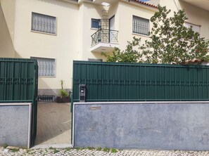 Imagen sin descripción, 4 de 35, botón