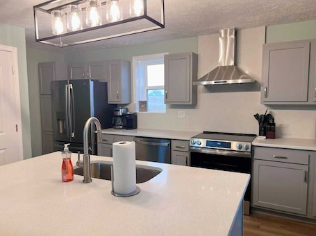 Private kitchen. Ridge View Villa #1 -Haven in the Heart of the Bourbon Trail.