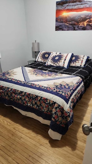 Northside Comfort! Pet Friendly Budget Rental close to HSC and The ...