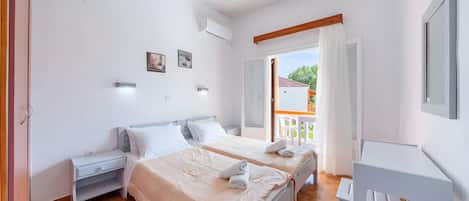 1 bedroom, WiFi, bed sheets