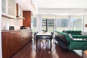 Botó d’imatge sense classificar, 4 de 6