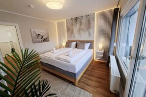 2 bedrooms, iron/ironing board, travel cot, free WiFi - Bergliebe 13 - Modern vacation apartment with roof terrace & mountain views (Bad Harzburg)
