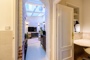 Interior - M (OLM102BA) Spacious and bright apartment for 2 bedrooms (Madrid)