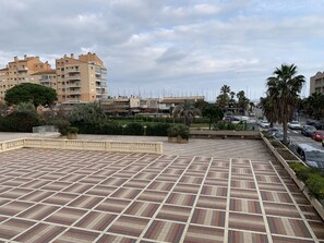 Property grounds - Apartment with AC, sea view - 4 guests (Hyères)