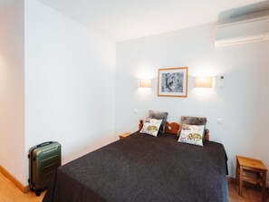 Room - Air-conditioned Apartment for 2 Near Casino (Ax-les-Thermes)