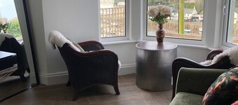 Terrace View
Stunning views of Looe Harbour