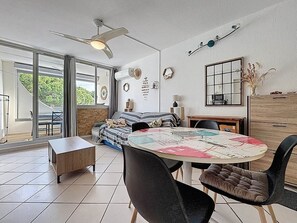 TV - Superb Studio cabin facing the sea (Le Grau-du-Roi)