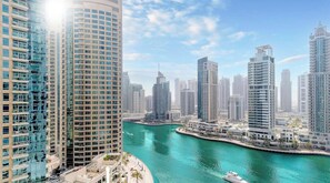 Exterior - LUX  Contemporary Suite with Full Marina View 6 (Dubai)