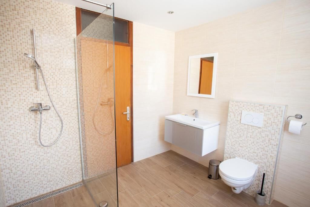 Vierbettzimmer | Badezimmer