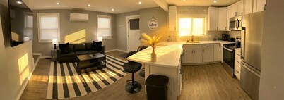 Sleek Modern Villa - Centrally Located