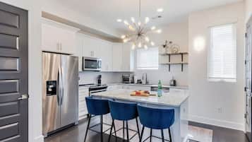 3 habitaciones y acceso a internet