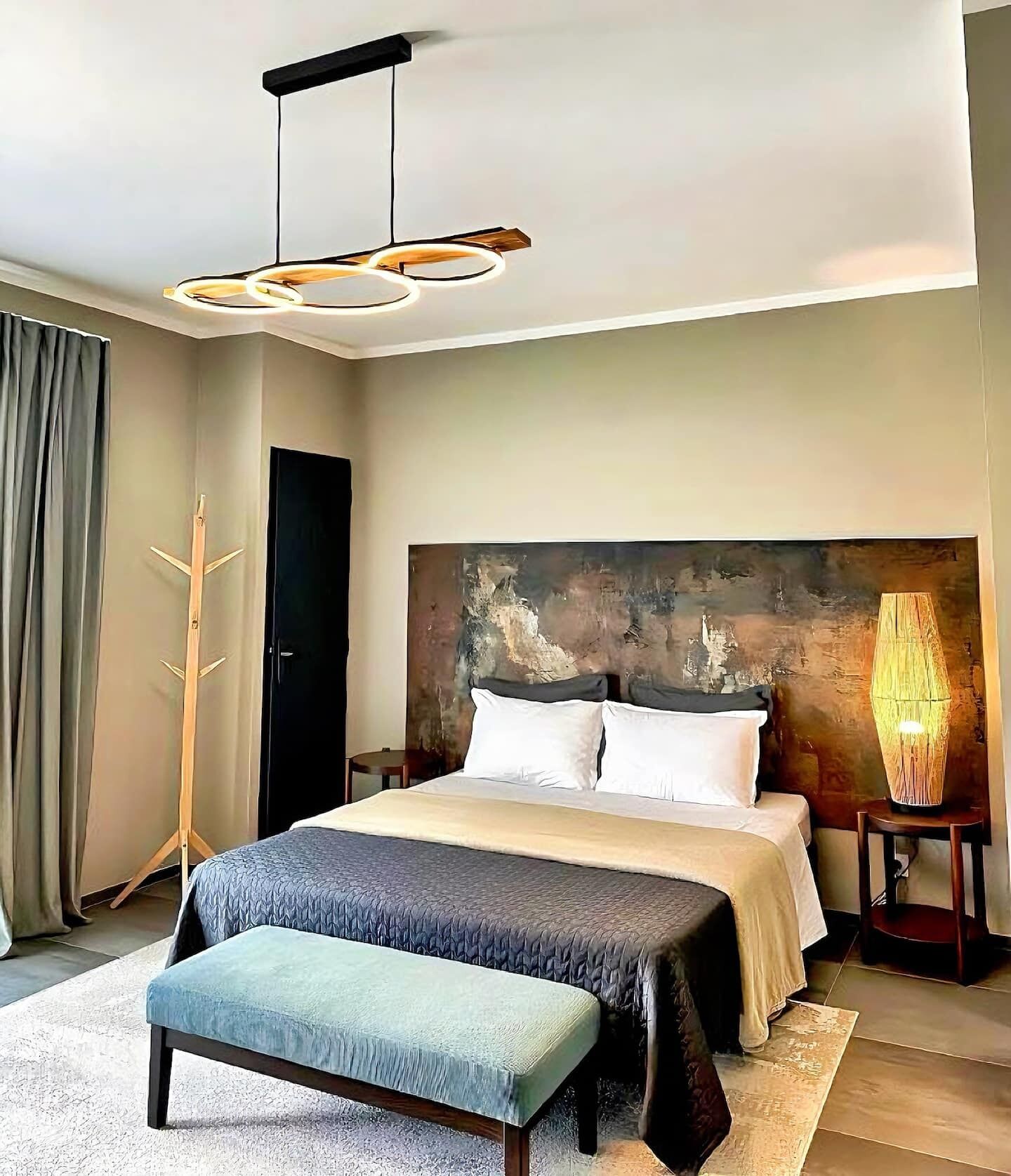 Internet, bed sheets