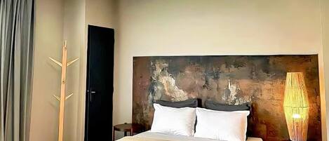 Internet, bed sheets