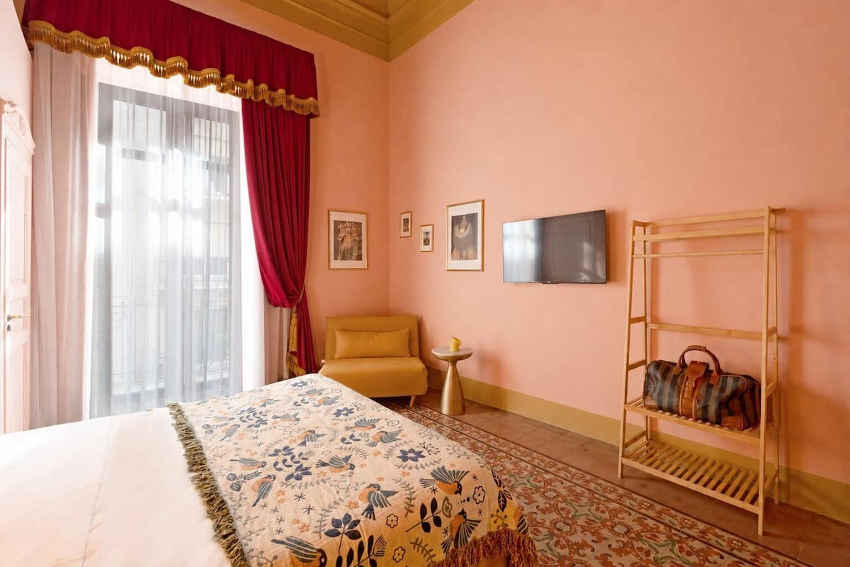 Deluxe Room, Balcony | Meja, Wi-fi percuma