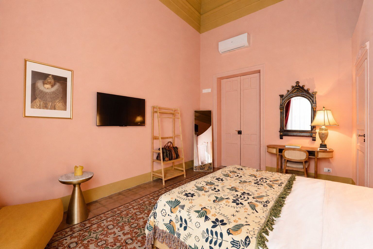 Deluxe Room, Balcony
