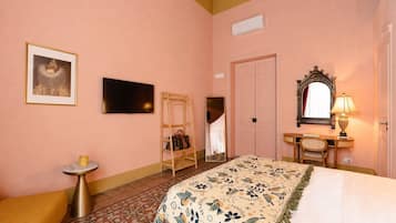 Deluxe Room, Balcony | Desk, free WiFi