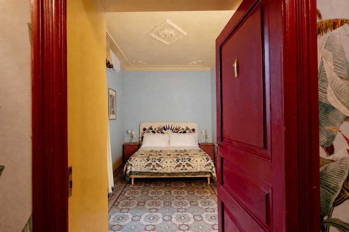 Classic Double Room | Meja, Wi-fi percuma