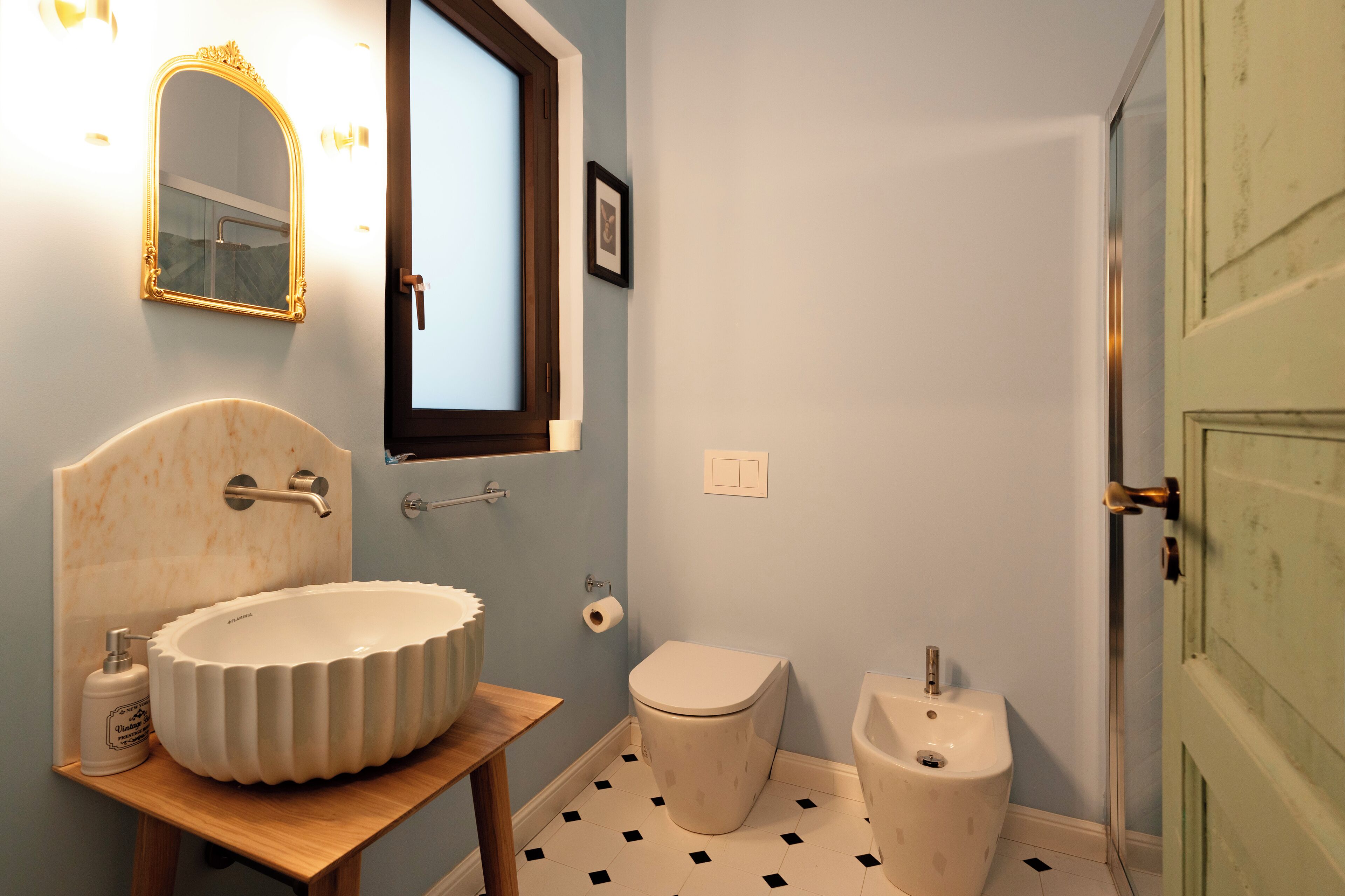 Deluxe-Zimmer, Balkon | Badezimmer | Dusche, Haartrockner, Handtücher, Seife