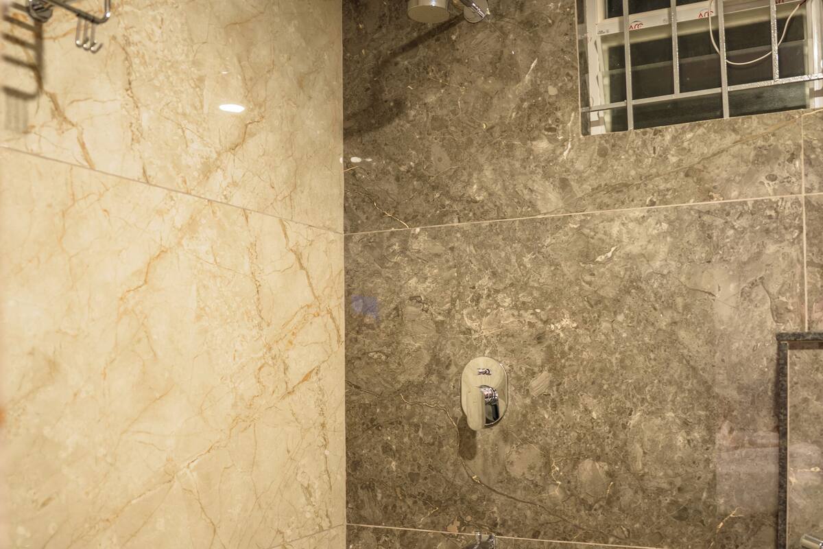 Chambre Double Deluxe, balcon, vue ville | Salle de bain