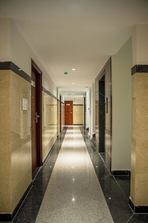 Gambar tidak terklasifikasi, 5 dari 44, tombol