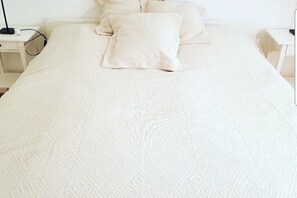 2 Schlafzimmer, Bügeleisen/Bügelbrett, WLAN, Bettwäsche