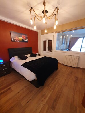 Unclassified image, 4 of 44, button - Apartment 'Paradisaco 28 Seafront' with Sea Views, Wi-Fi and Air Conditioning (Salou)