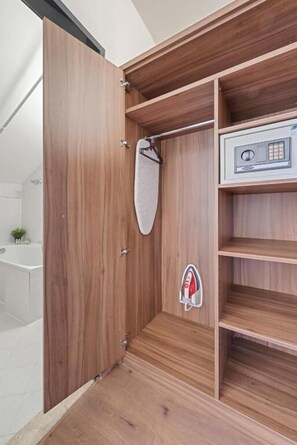 舒適三人房 | 住宿內部