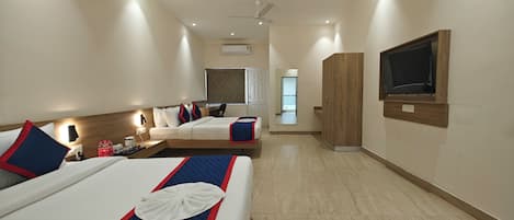 家庭房 | 办公桌、免费 WiFi