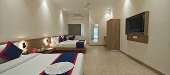 Hotel Shivam by Greenwoods Resorts