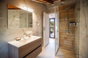 House - Villa Socrates Gardeno Luxury Sea View Pool Escape (Corfu)