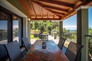 House - Villa Socrates Gardeno Luxury Sea View Pool Escape (Corfu)