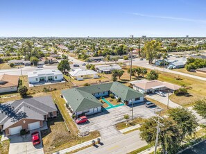 Exterior - Serene 2-bedroom condo with AC in beautiful Cape Coral (Cape Coral)