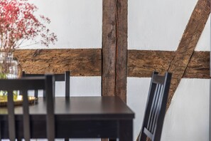 Dining - Heritage House Deluxe apartment (Klaipėda)