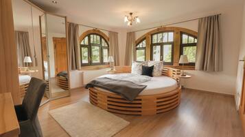 Reisekinderbett, kostenloses WLAN, Bettwäsche