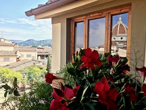 Exterior detail - Donati Tower Loggia: in the heart of Florence with spectacular views of the Duomo (Firenze)