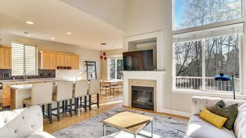 House (2 Bedrooms) | Front of property