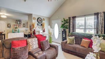 House (3 Bedrooms) | Bahagian dalam