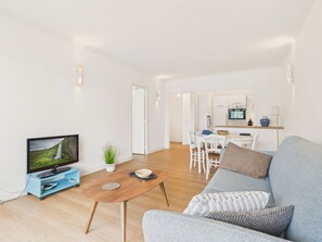 TV - 70m from the beach, flat for 2 in La Baule (La Baule-Escoublac)