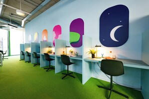 Lobby sitting area - Stephen's Quarter - Aparto (Dublin)