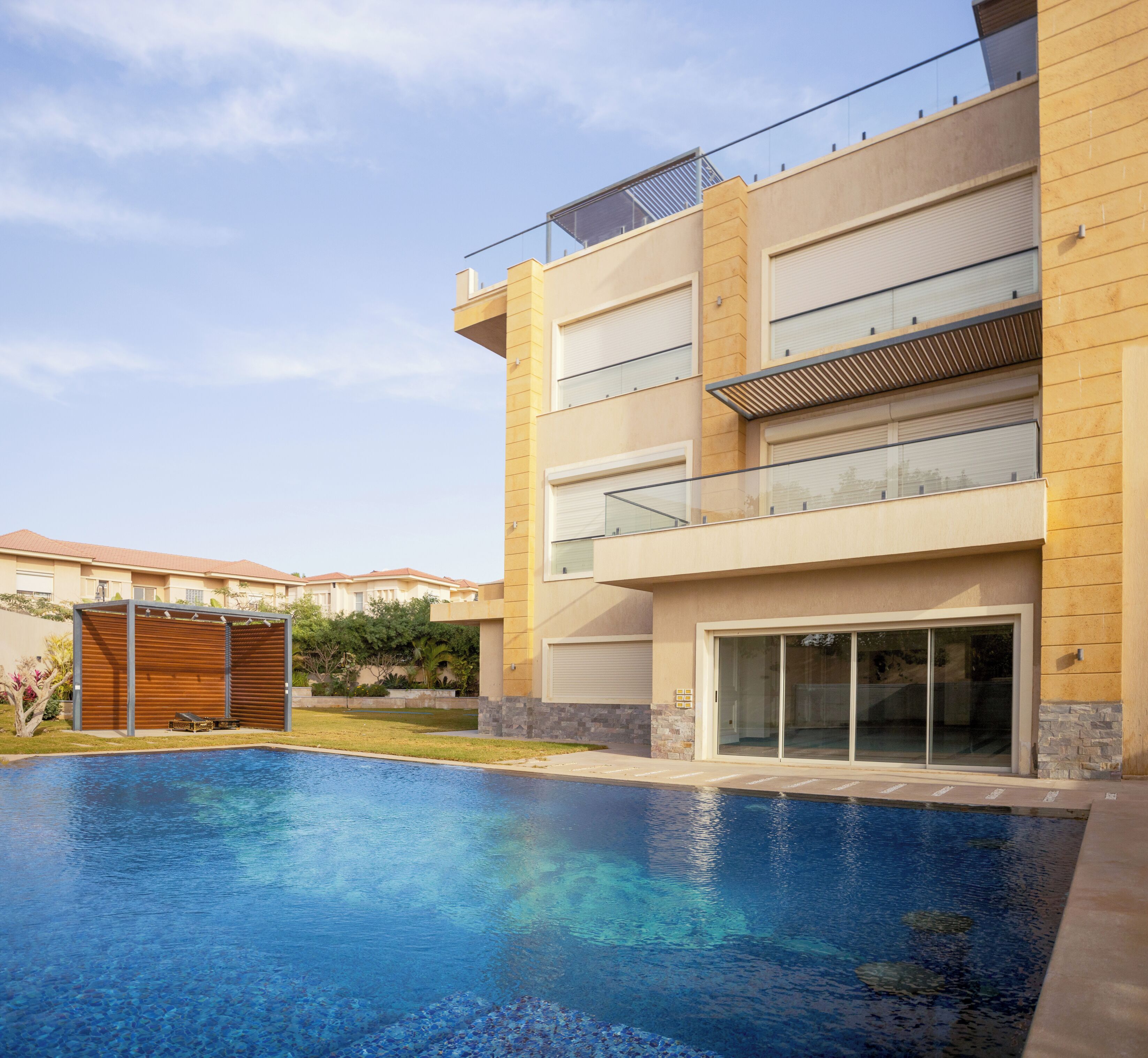 Kolam renang terbuka 