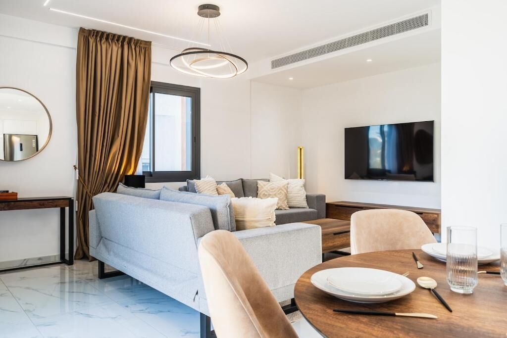 아파트, 발코니, 시내 전망 | 거실 공간