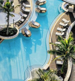 Unclassified image, 5 of 50, button - Luxury Oceanfront Suite @ The Langham Residences (Surfers Paradise)