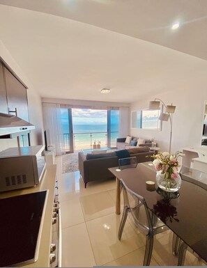 House - Sunset Views at Infinity Blouberg (Cape Town)
